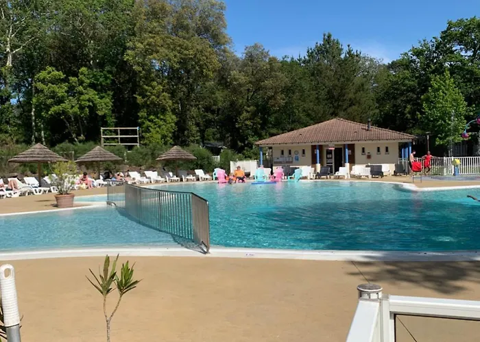 Mobilhome 3 Chambres Tout Confort, Proche De La Plage