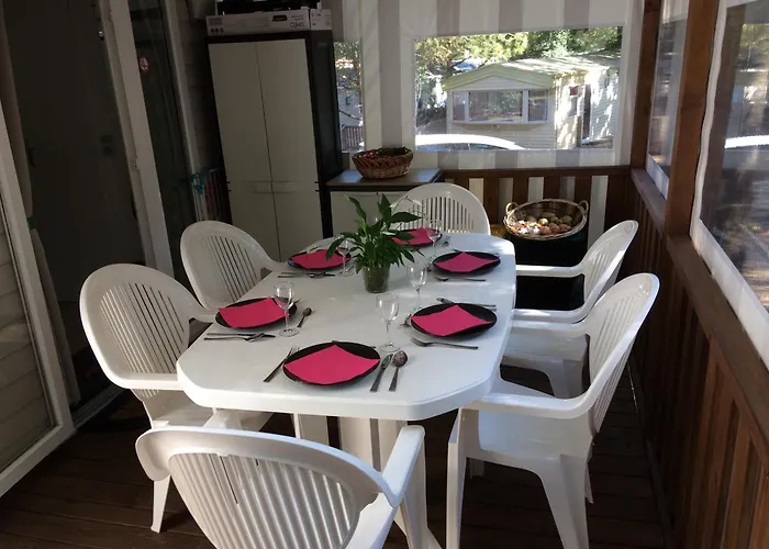 Mobilhome 3 Chambres Tout Confort, Proche De La Plage